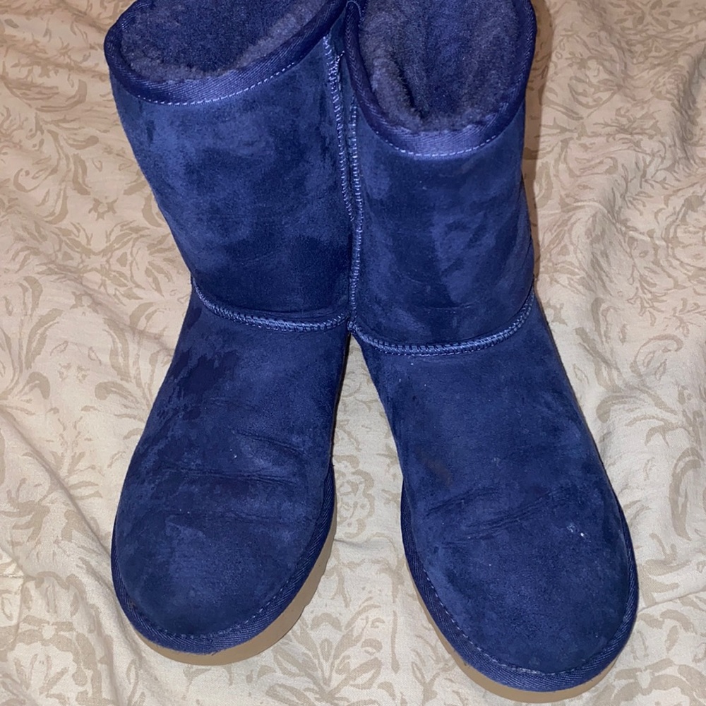 Uggs size 6